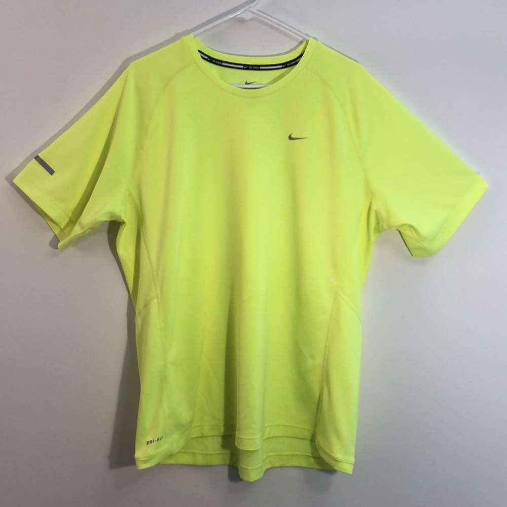 Nike men’s neon yellow running T-shirt